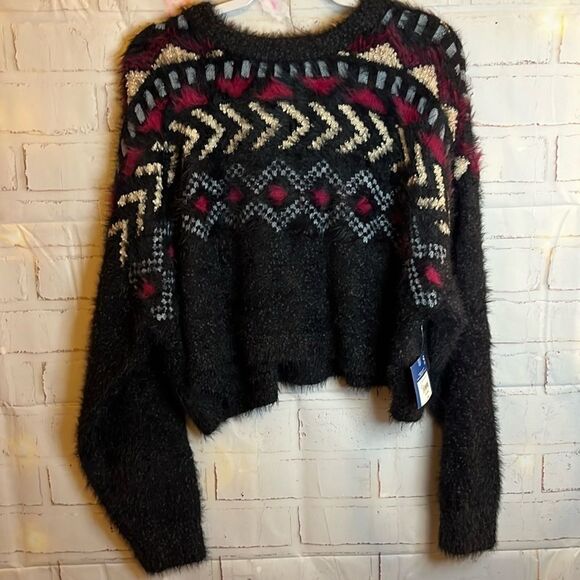 NWT JUNIORS XXL ARIZONA JEAN CO CROPPED  THICK,FUZZY ,SOFT Holiday SWEATER - Picture 1 of 12